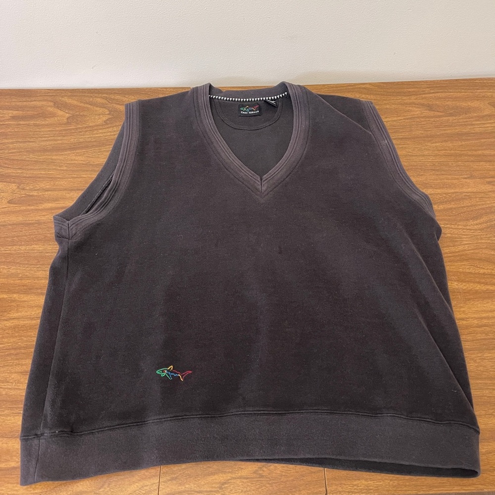 Greg Norman V-Neck Sweater Vest